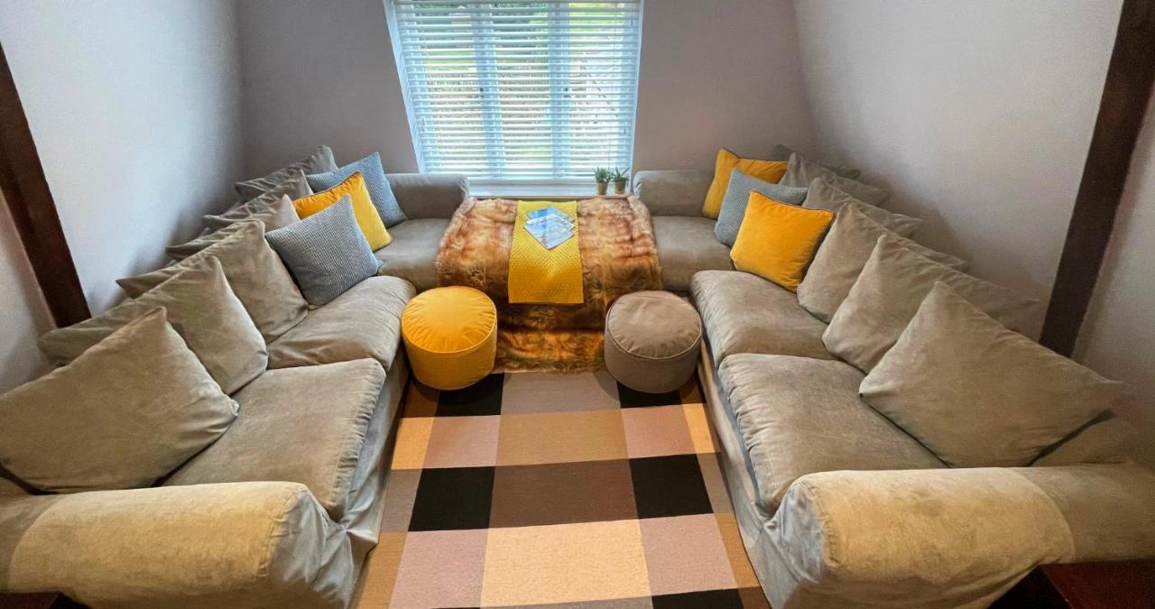 Stunning Luxury Apartment In Central Lymington Eksteriør billede